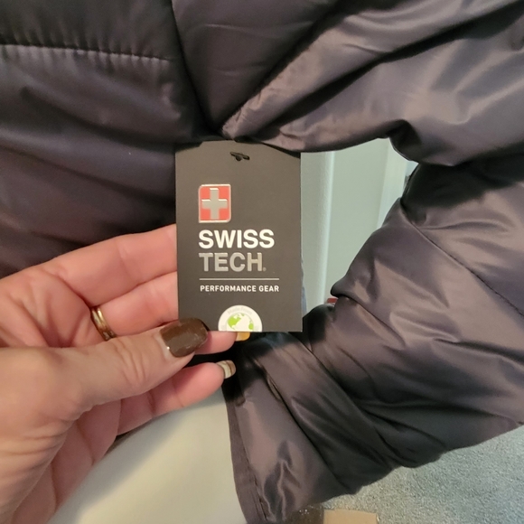 Swiss Tech | Jackets & Coats | Swiss Tech Puffer Jacket Med 384 | Poshmark